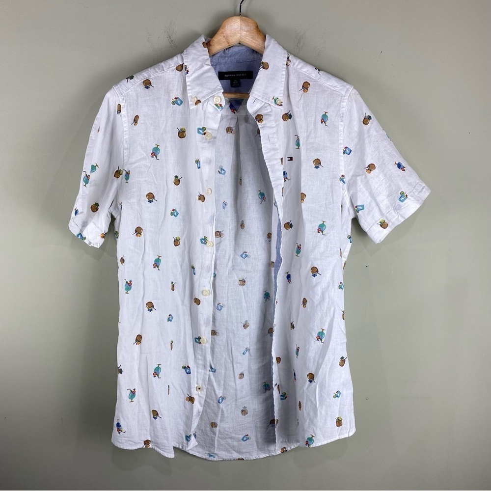 Tommy Hilfiger: Novelty Drink Beach Print Casual Button Up Down Tee T-Shirt Top